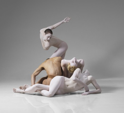 Shen-Wei-Dance-Arts-China-photo-by-Lois-Greenfield