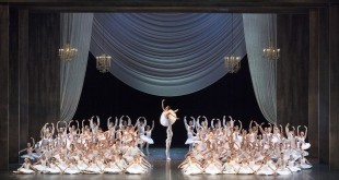 In punta di piedi: la Scuola di Ballo del Teatro San Carlo di Napoli chiude “Autunno Danza”